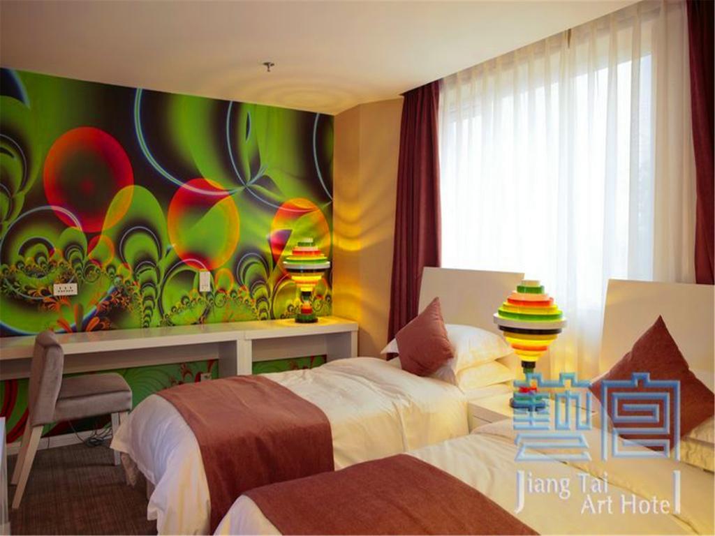 Beijing Jiang Tai Hotel Екстериор снимка