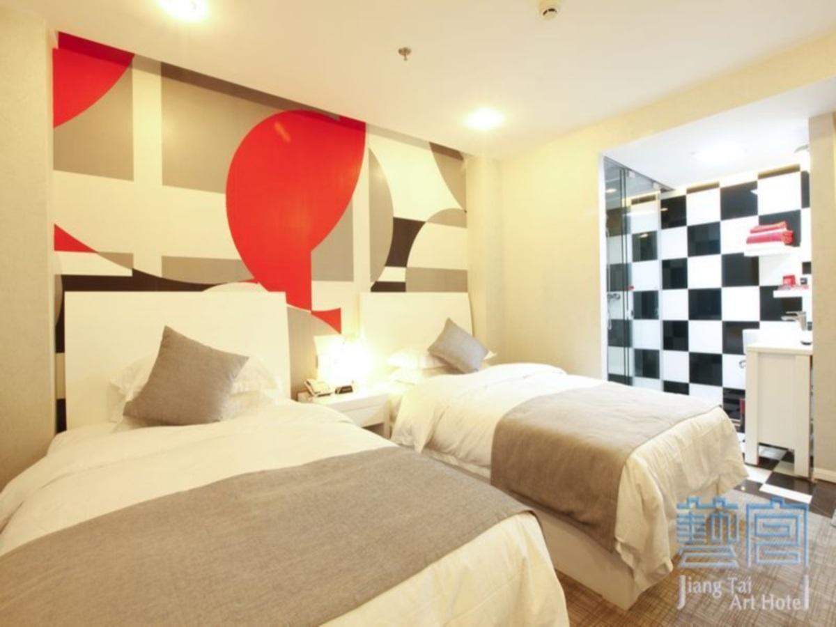 Beijing Jiang Tai Hotel Екстериор снимка
