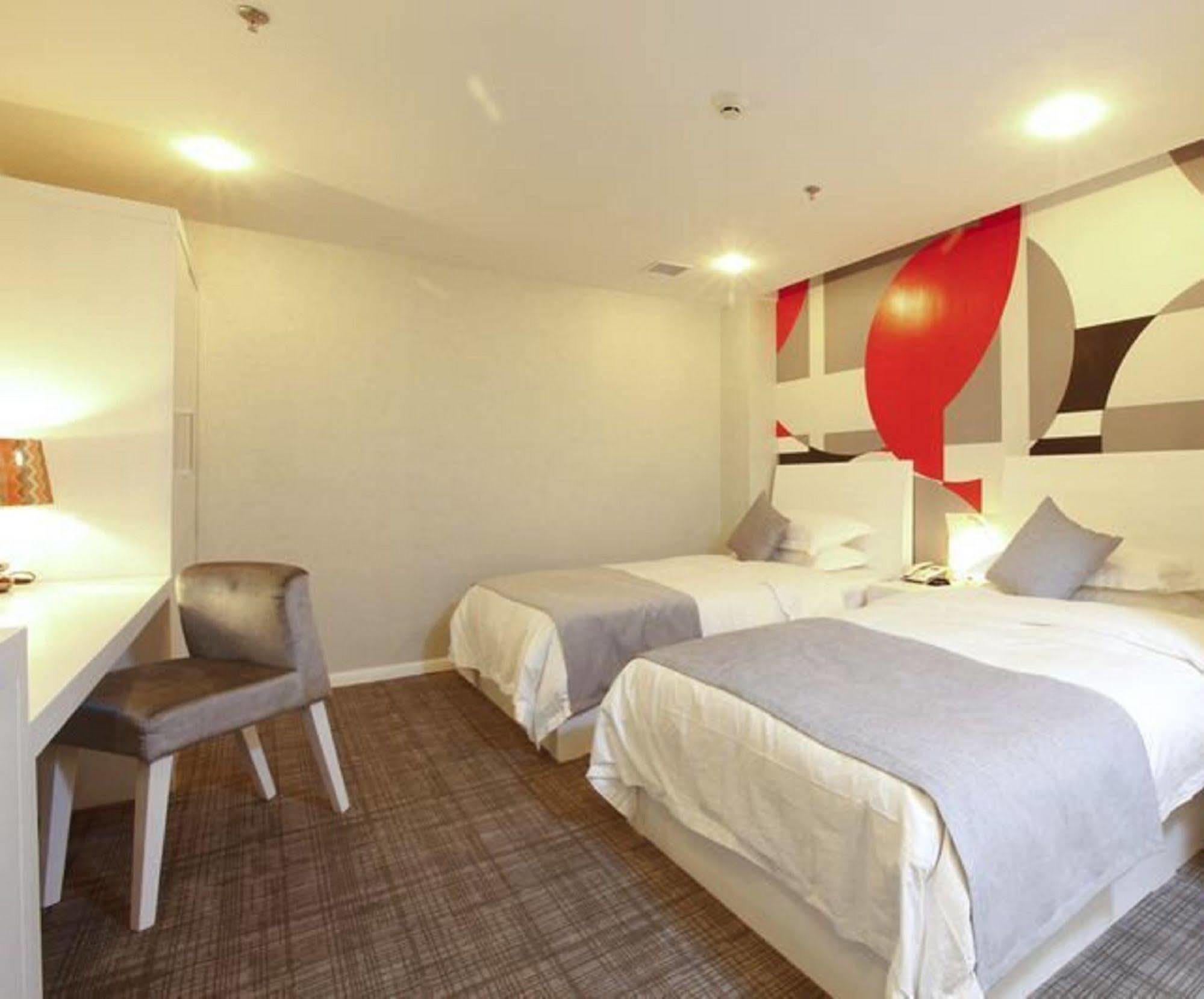 Beijing Jiang Tai Hotel Екстериор снимка