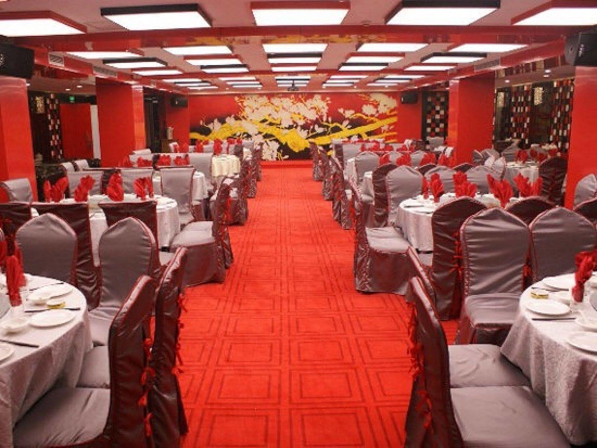 Beijing Jiang Tai Hotel Екстериор снимка